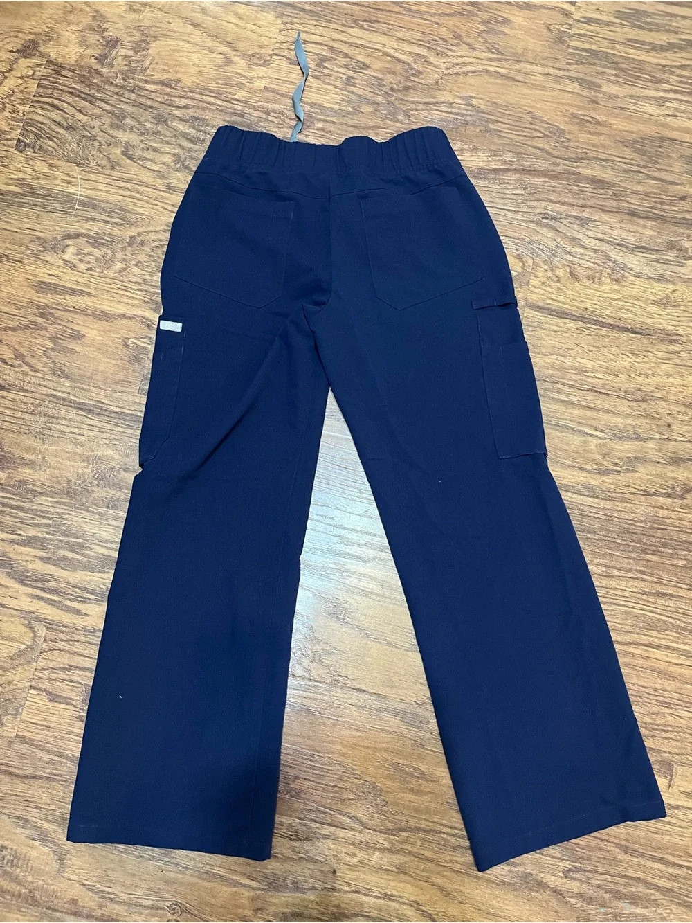 Bundle of 4 FIGS Navy Scrub Sets - Size Small - Picture 15 of 16